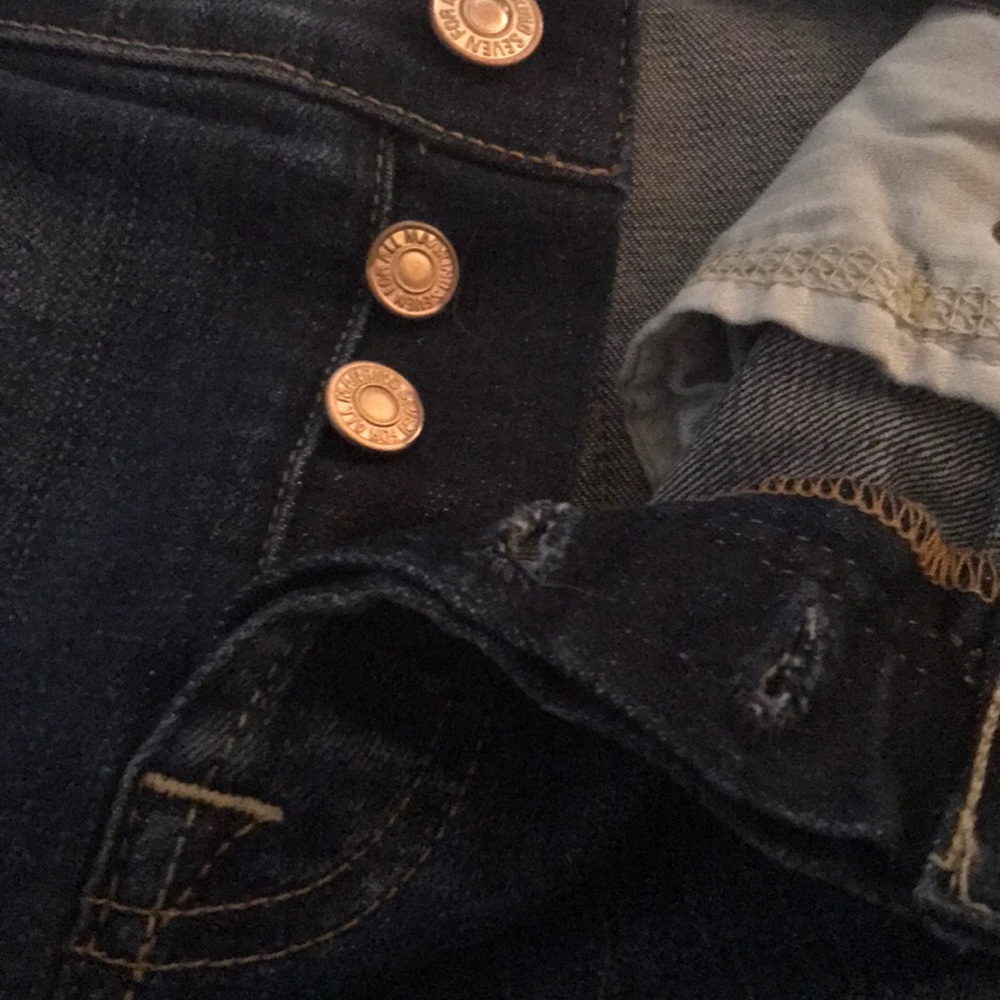 Jeans - Picture 3 of 4